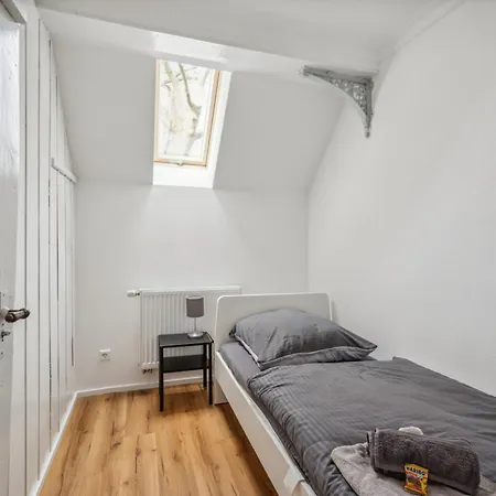 Home2stay Worker Metzingen Apartament Metzingen (Tubingen)